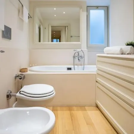 Loft Lusso+giardino In Brera/montenapoleone/duomo Apartment *